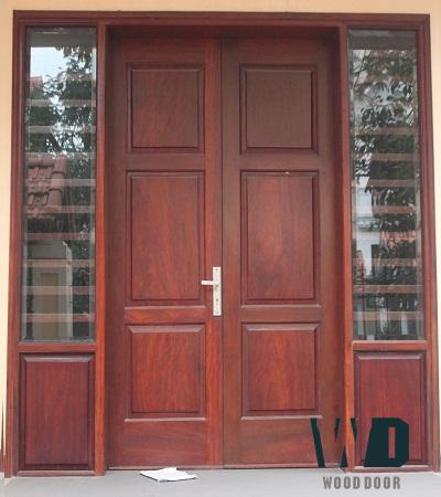 Cửa gỗ 4 cánh đẹp